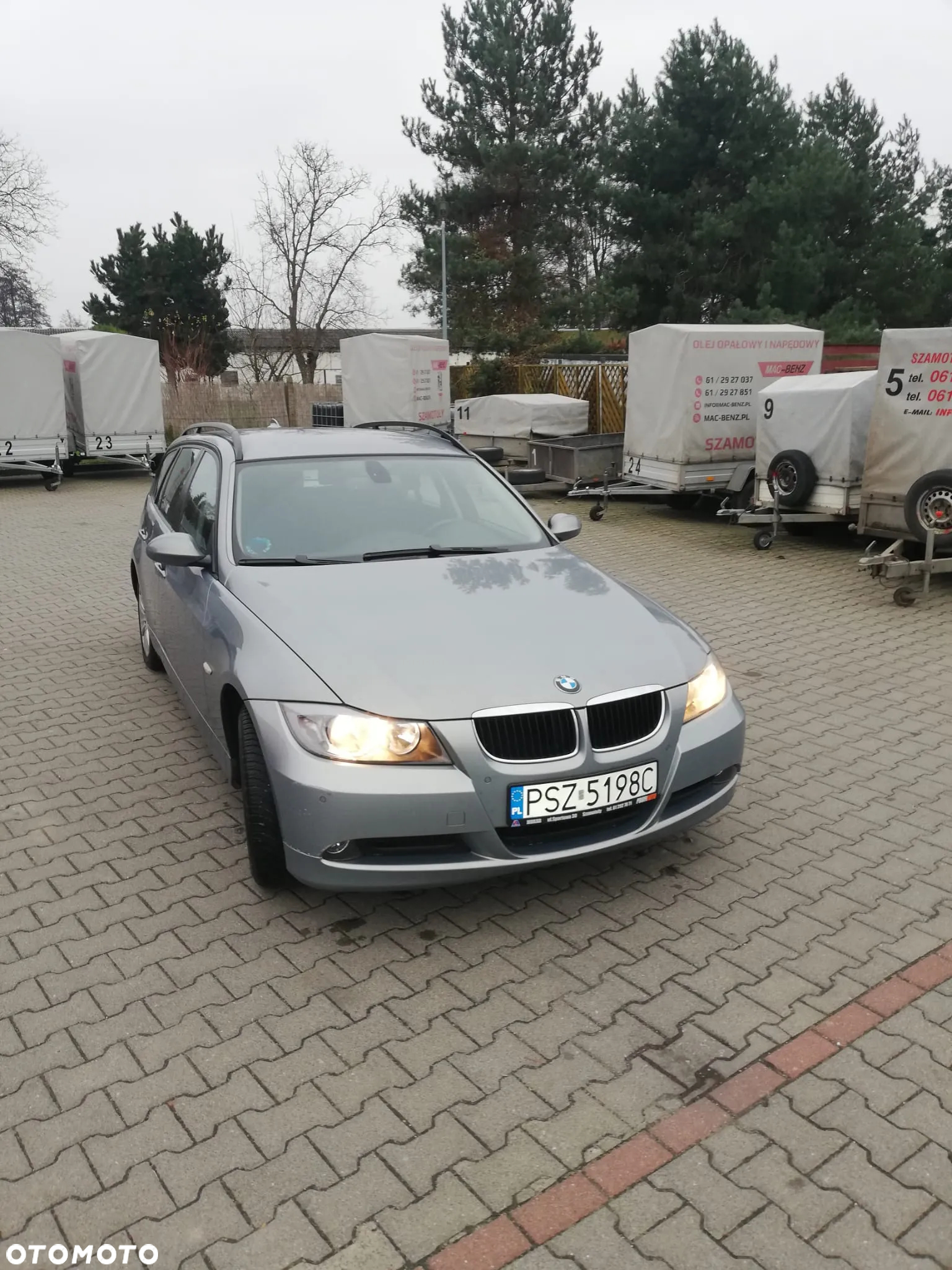 BMW Seria 3 318i - 2
