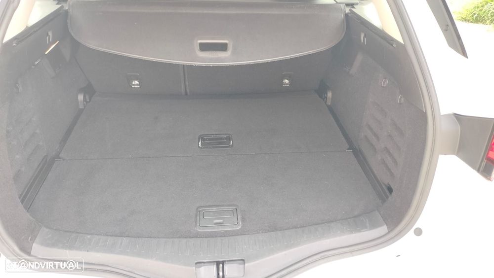 Renault Mégane BLUE dCi 115 EDC LIMITED - 27