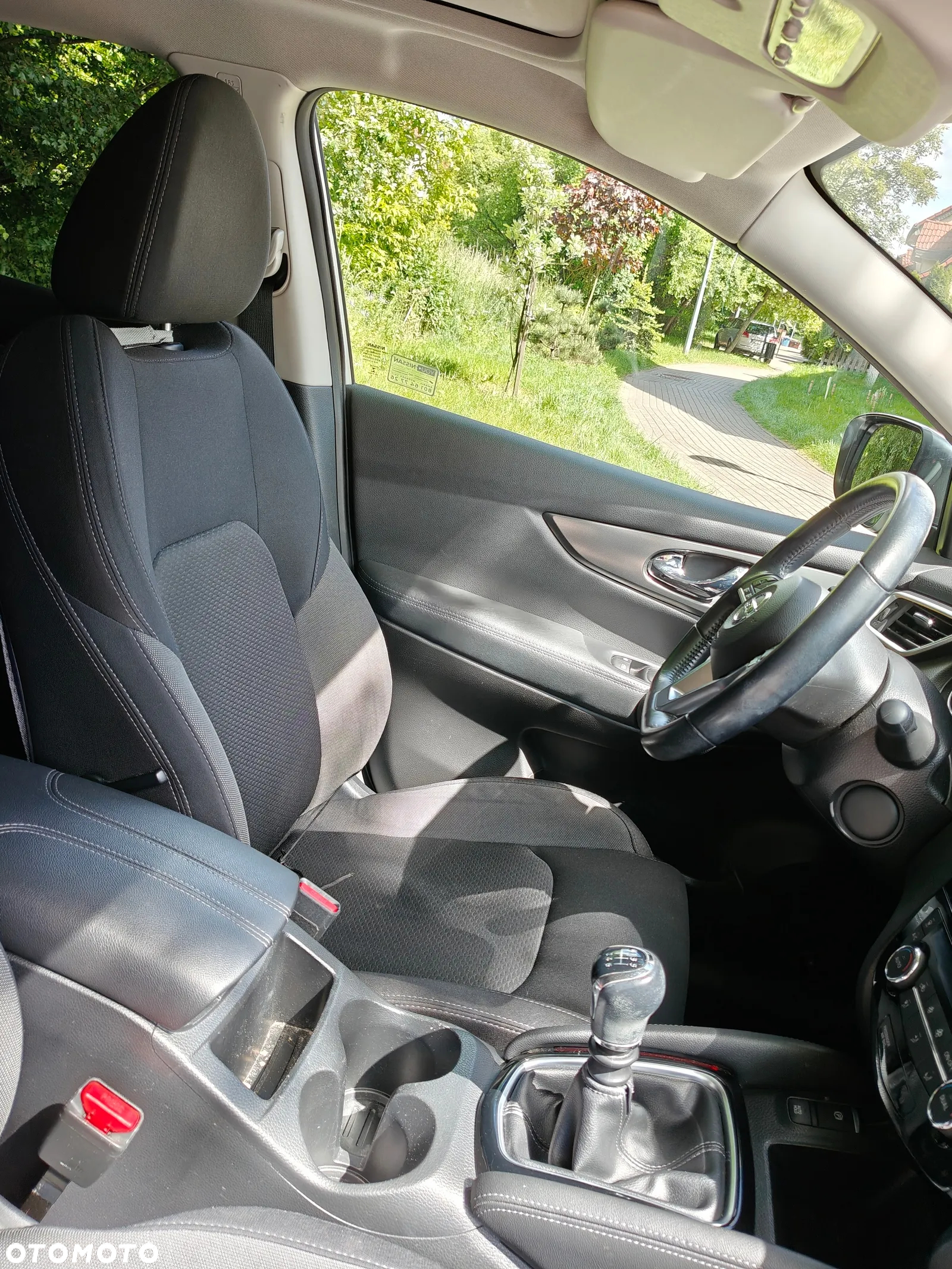 Nissan Qashqai 1.3 DIG-T N-Connecta - 18