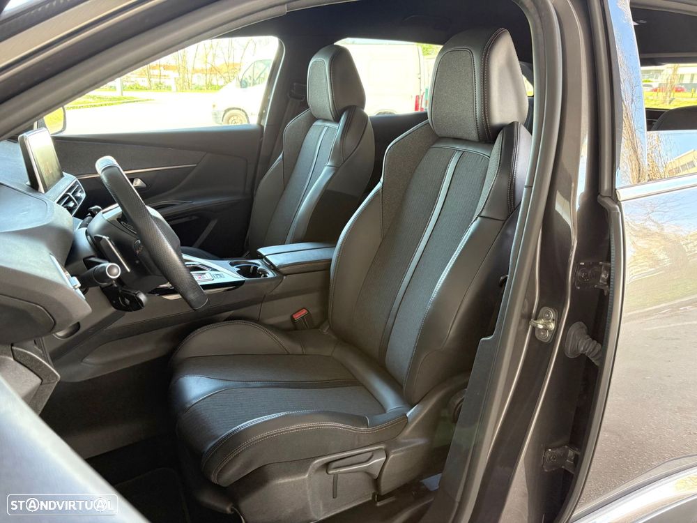 Peugeot 3008 1.2 PureTech GT Line EAT8 - 8
