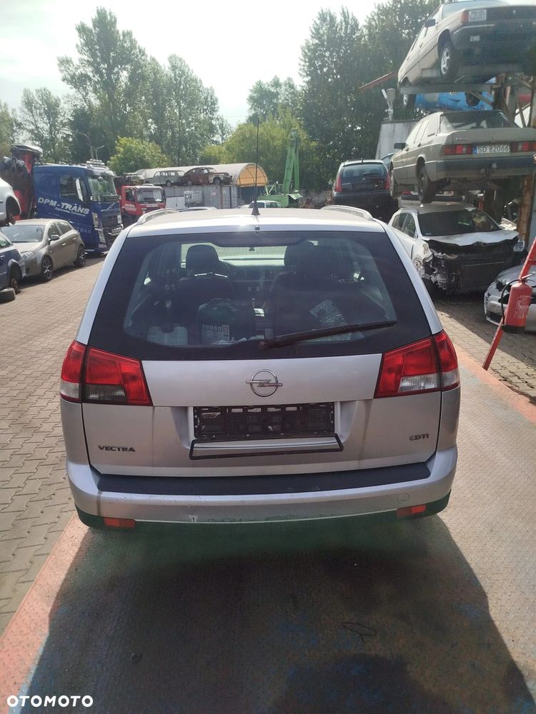 Opel Vectra C na części - 9