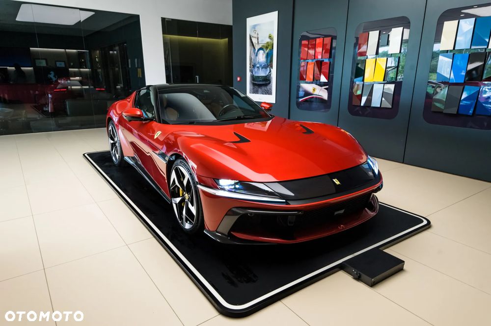 Ferrari 12Cilindri - 8