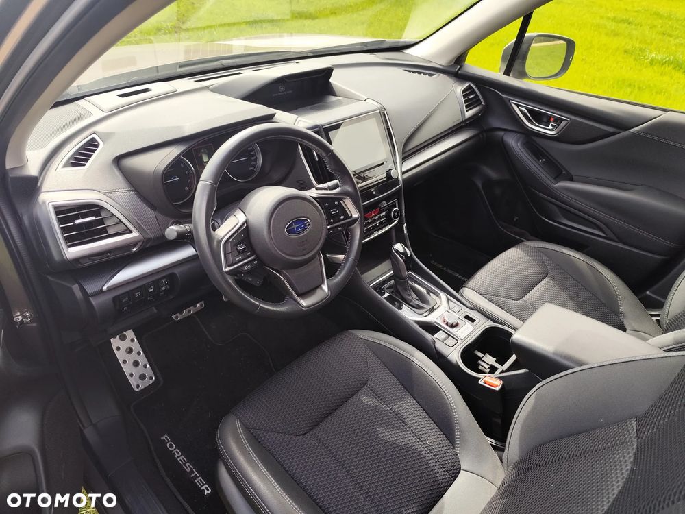 Subaru Forester 2.0 i Exclusive Special (EyeSight) Lineartronic - 10