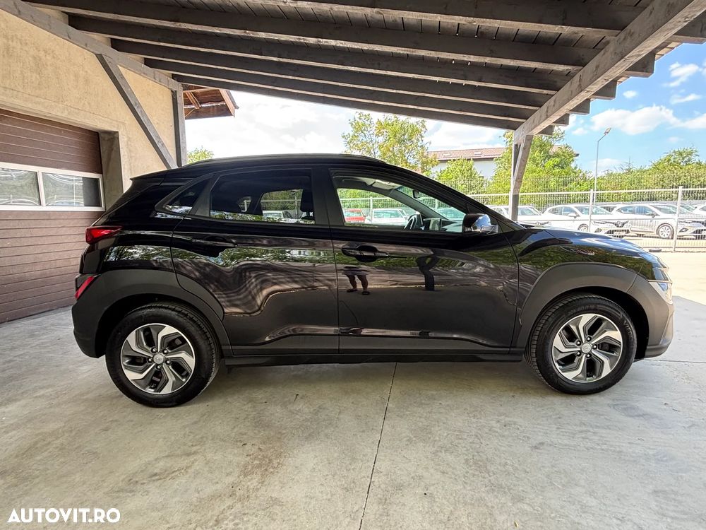 Hyundai KONA - 10