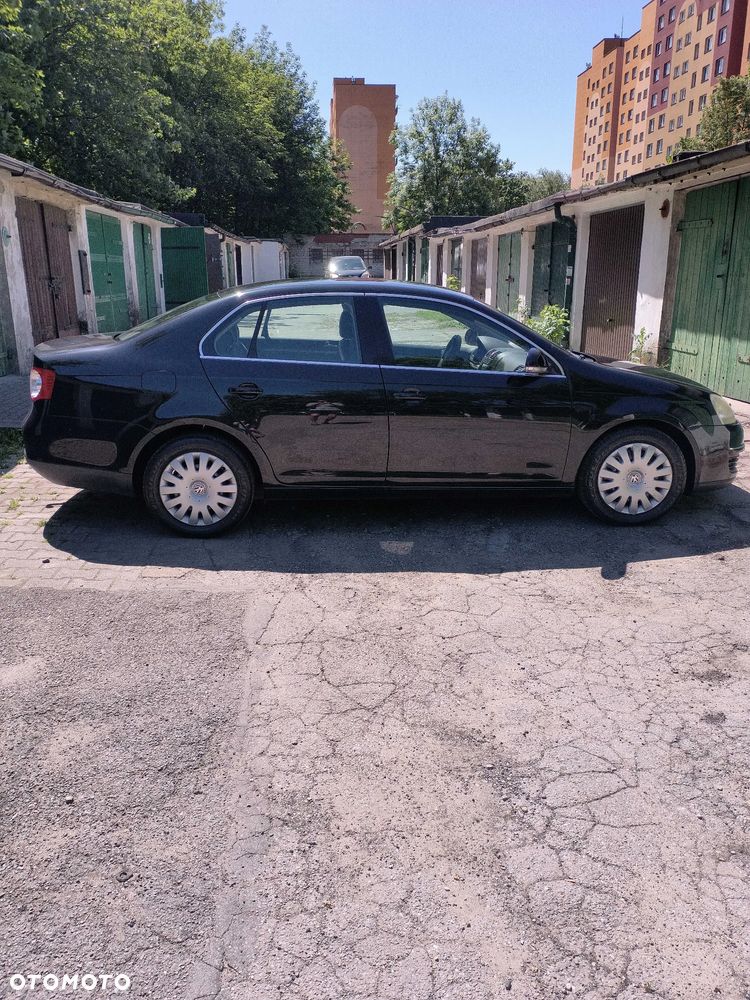 Volkswagen Jetta 1.9 TDI Comfortline - 16