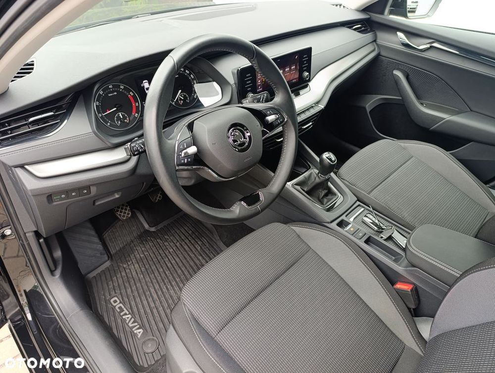 Skoda Octavia 1.5 TSI ACT Ambition - 16