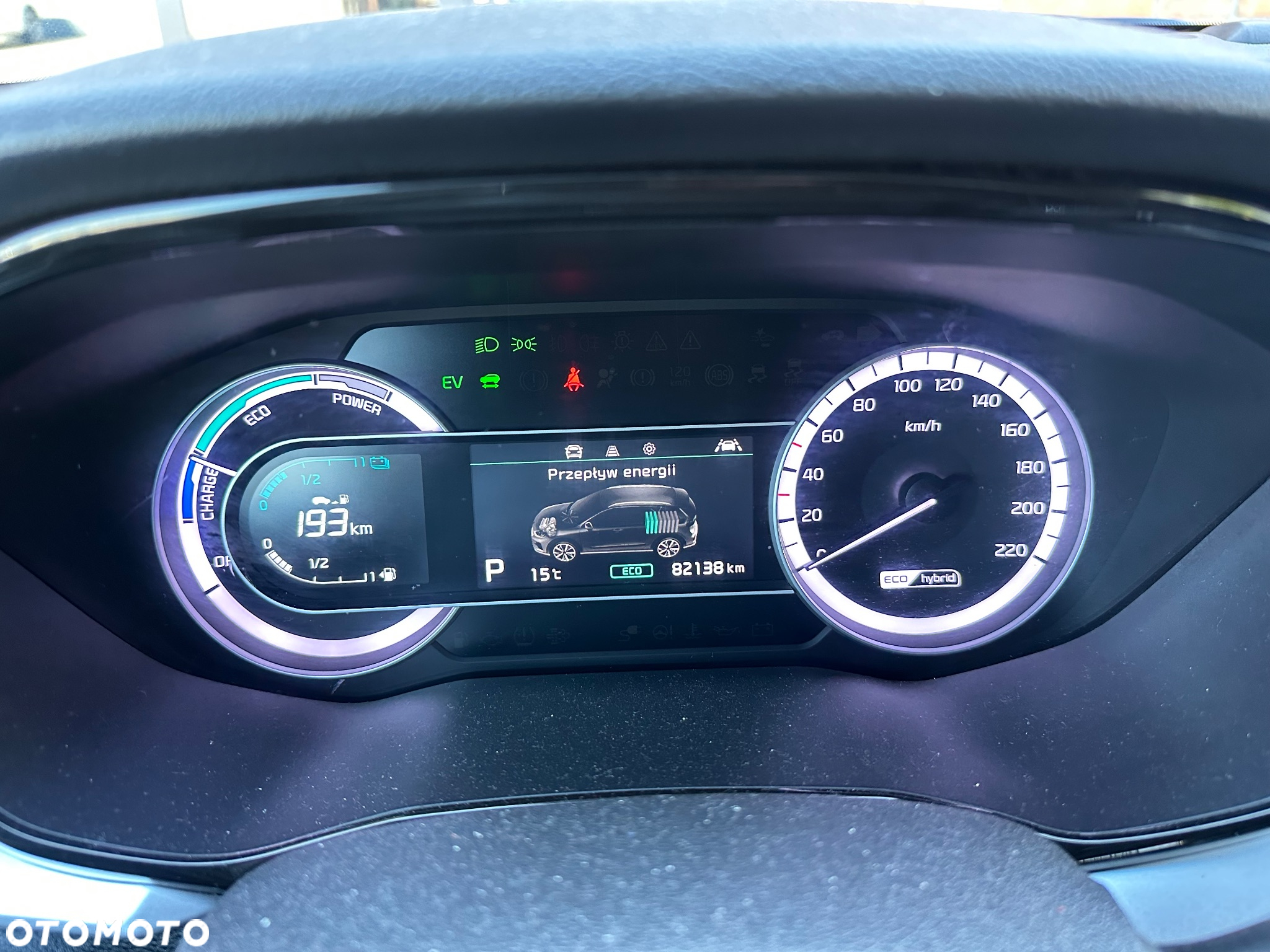 Kia Niro 1.6 GDI Hybrid L Business Line - 28