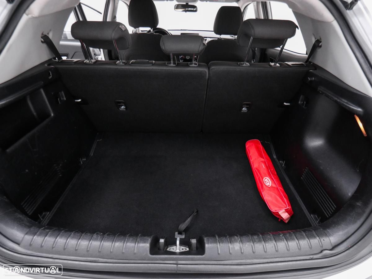 Kia Stonic 1.0 T-GDI Urban - 14