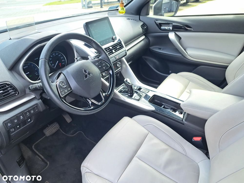 Mitsubishi Eclipse Cross 2.4 PHEV Instyle Plus - 12