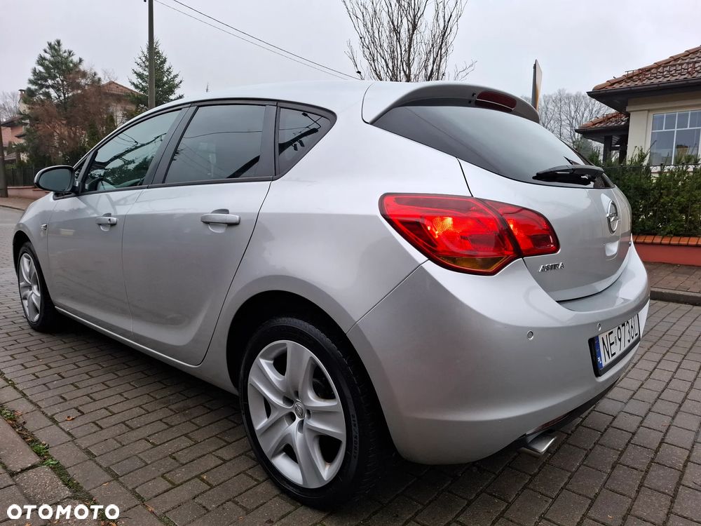 Opel Astra 1.4 Turbo Active - 4
