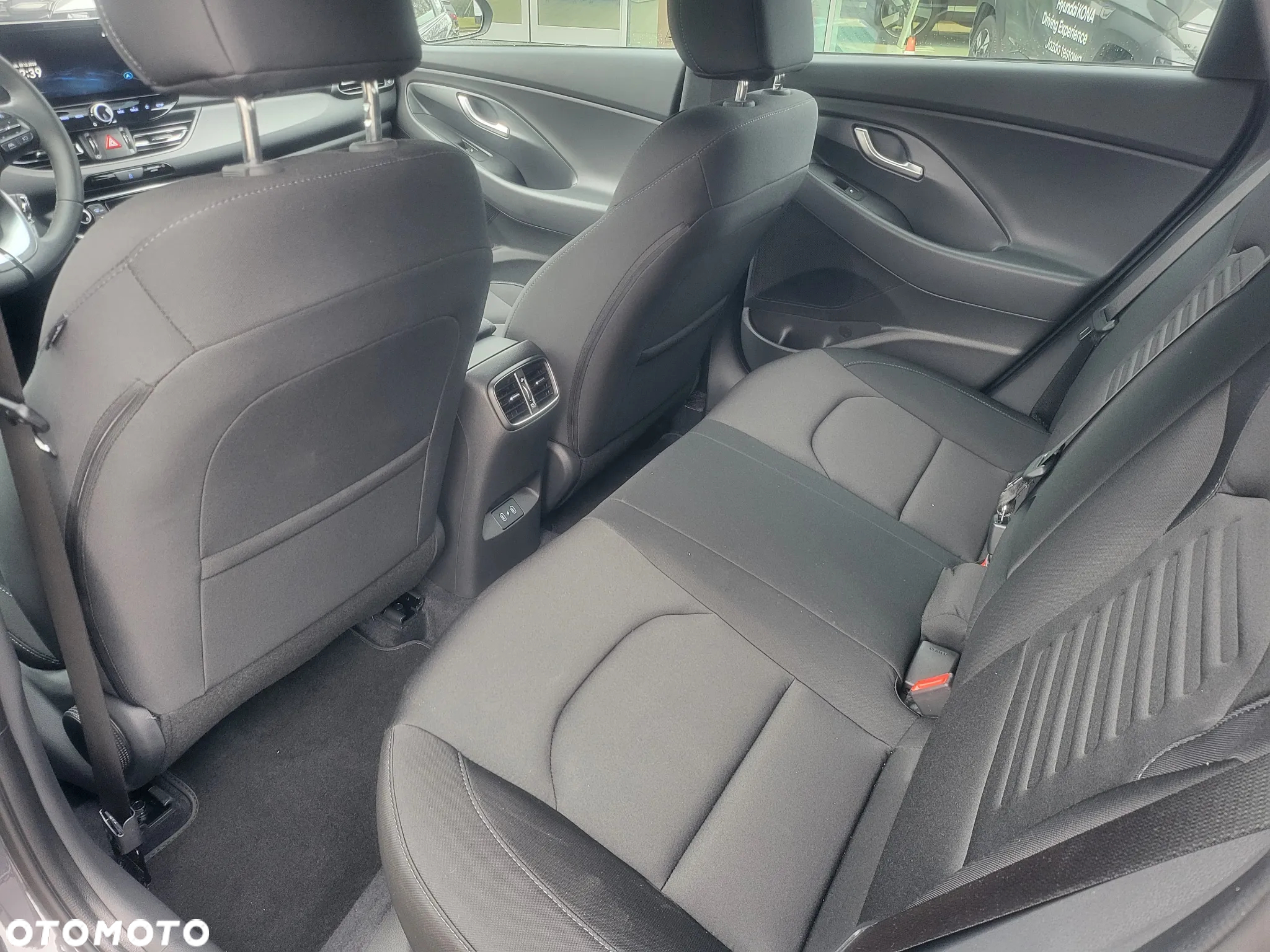 Hyundai i30 1.5 T-GDI 48V Smart - 33