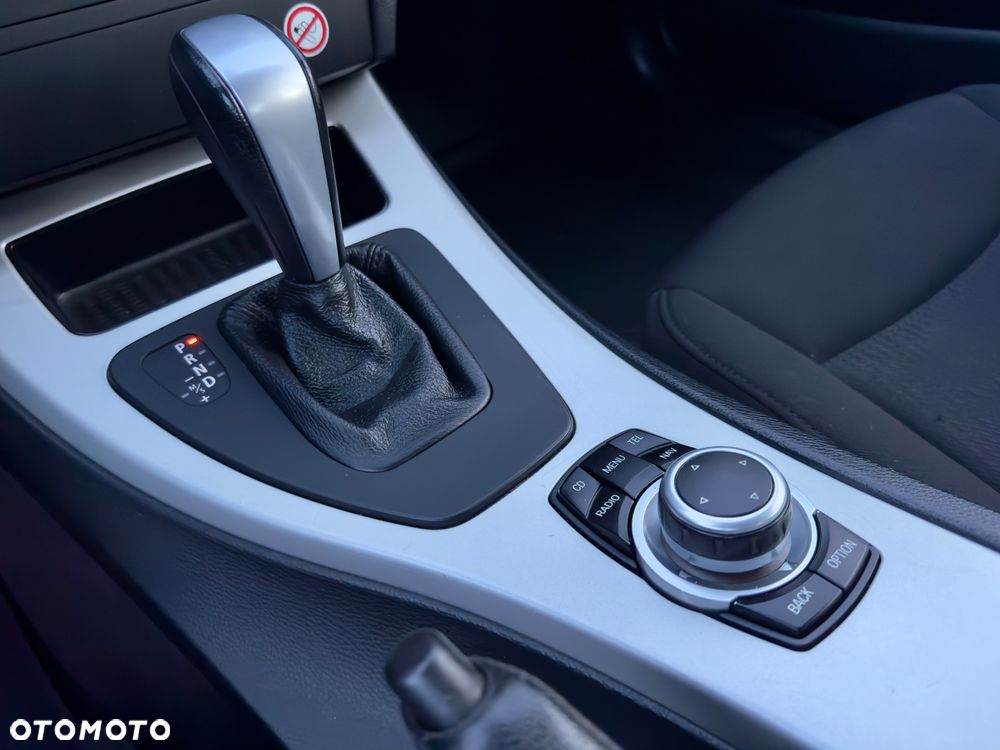 BMW Seria 3 - 35