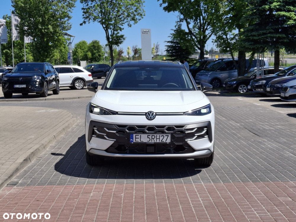 Volkswagen T-Roc - 4
