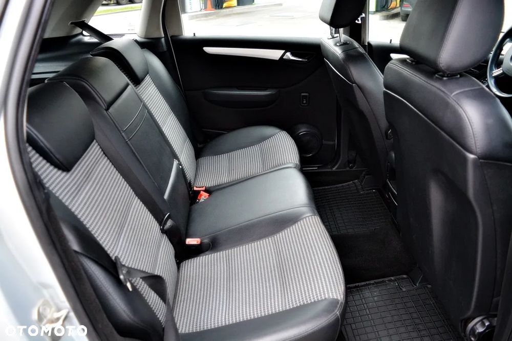 Mercedes-Benz Klasa B 180 CDI DPF Special Edition - 9