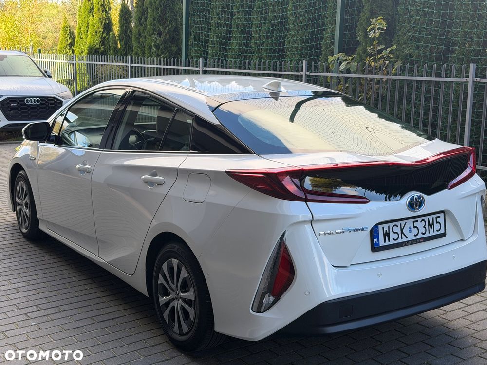 Toyota Prius - 14