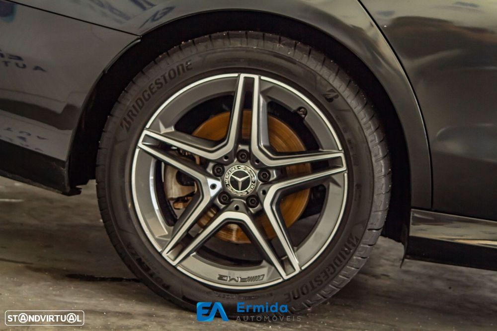 Mercedes-Benz E 300 - 16