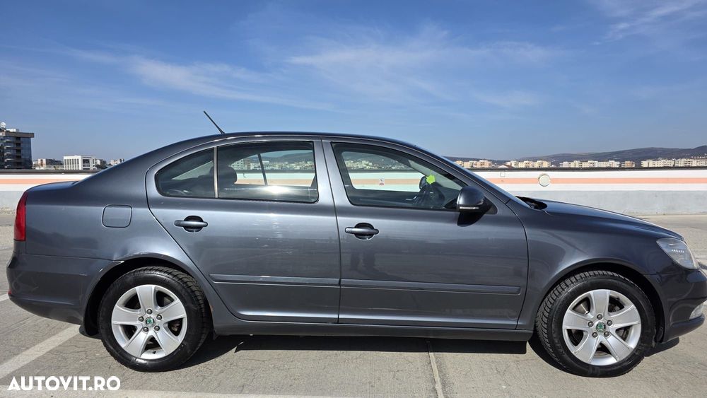 Skoda Octavia 2.0 TDI Business - 6