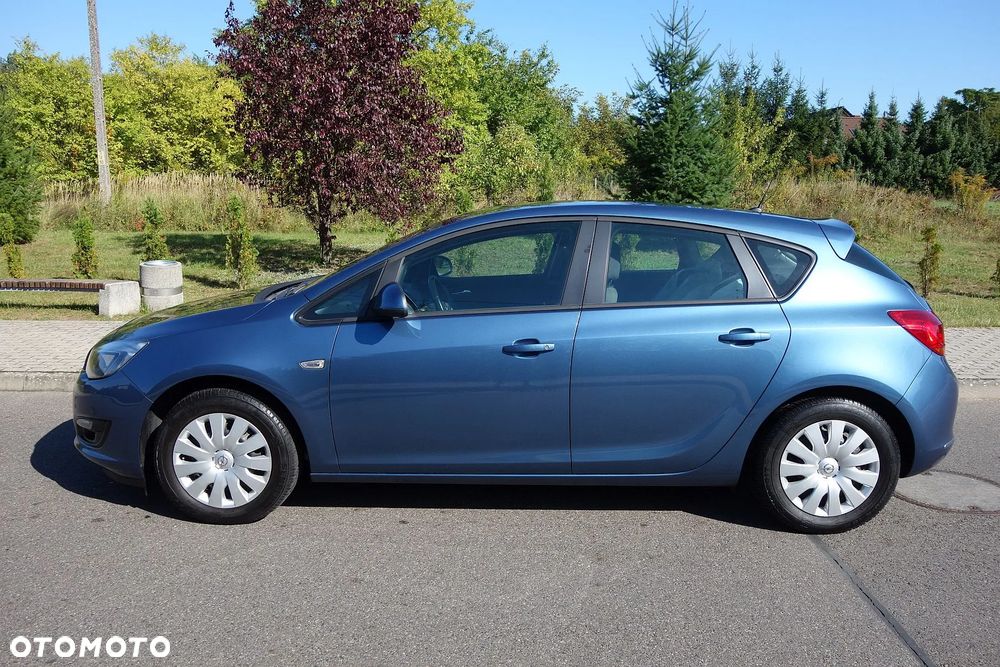 Opel Astra 1.6 Active - 12