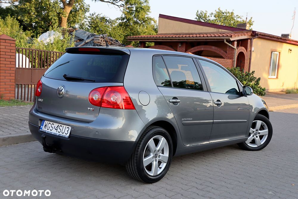 Volkswagen Golf 1.4 TSI United - 15