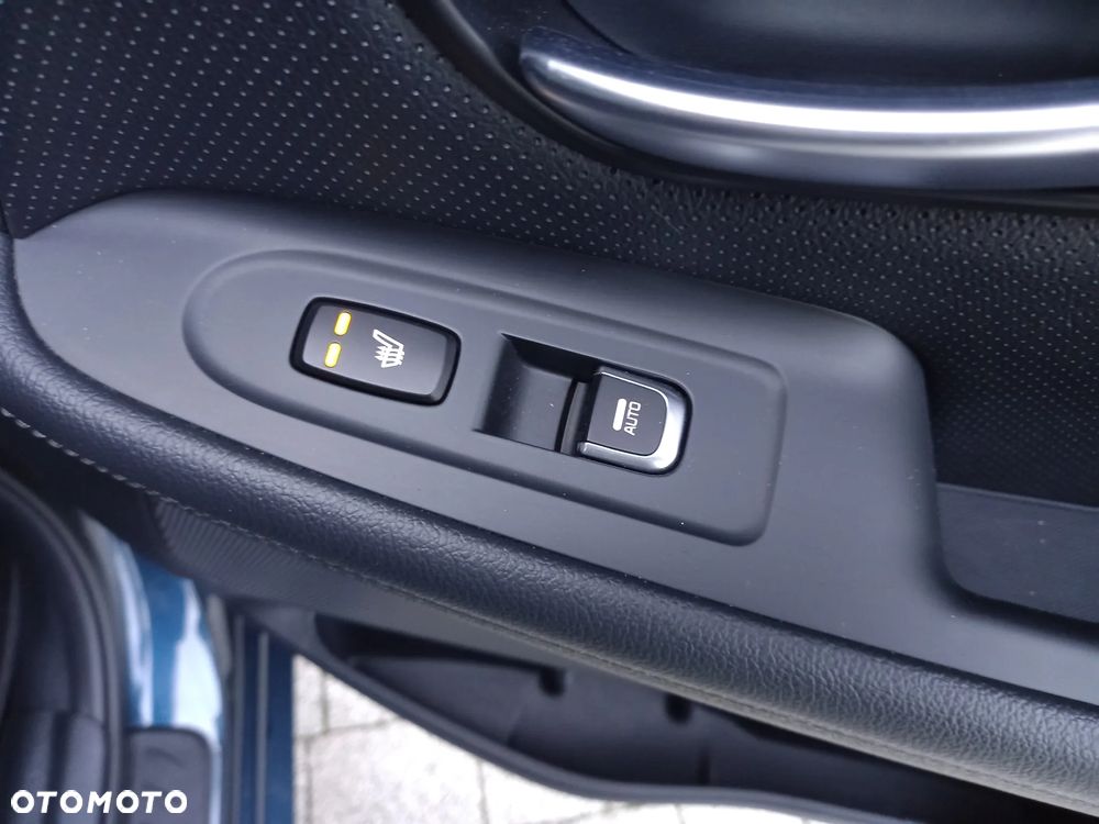 Kia Carens 1.7 CRDi XL 7os - 19