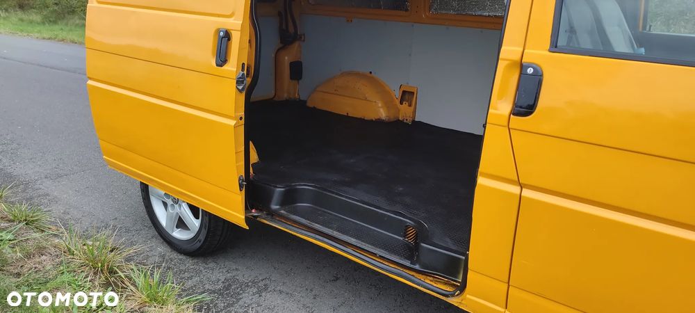 Volkswagen Transporter - 23