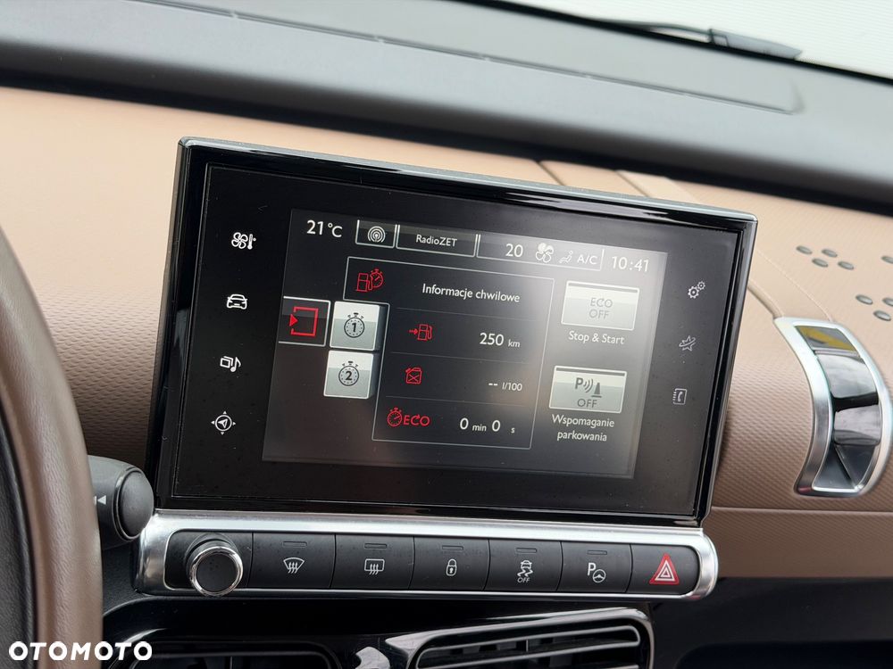 Citroën C4 Cactus 1.2 PureTech Shine Edition S&S - 28