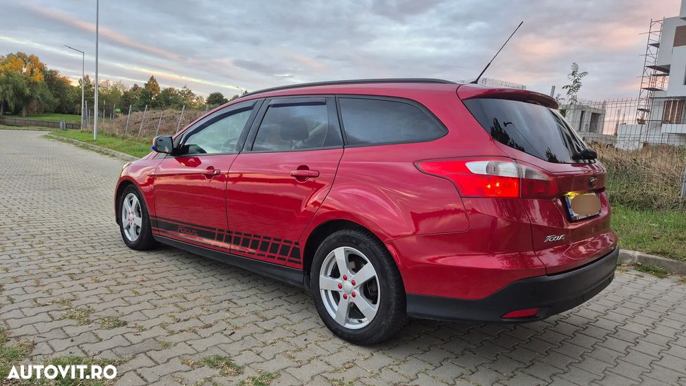Ford Focus 2.0 TDCi DPF Powershift Titanium - 25