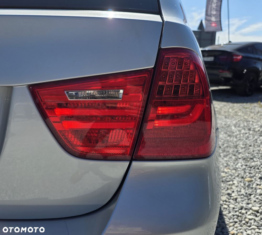 BMW Seria 3 318d DPF Edition Exclusive - 9