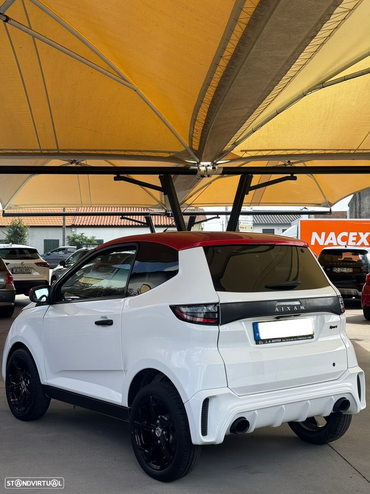 Aixam Coupe - 12