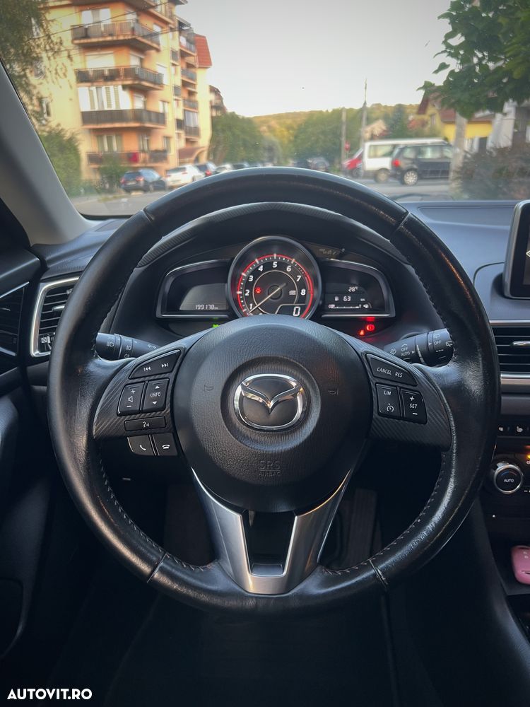 Mazda 3 G120 Revolution - 18