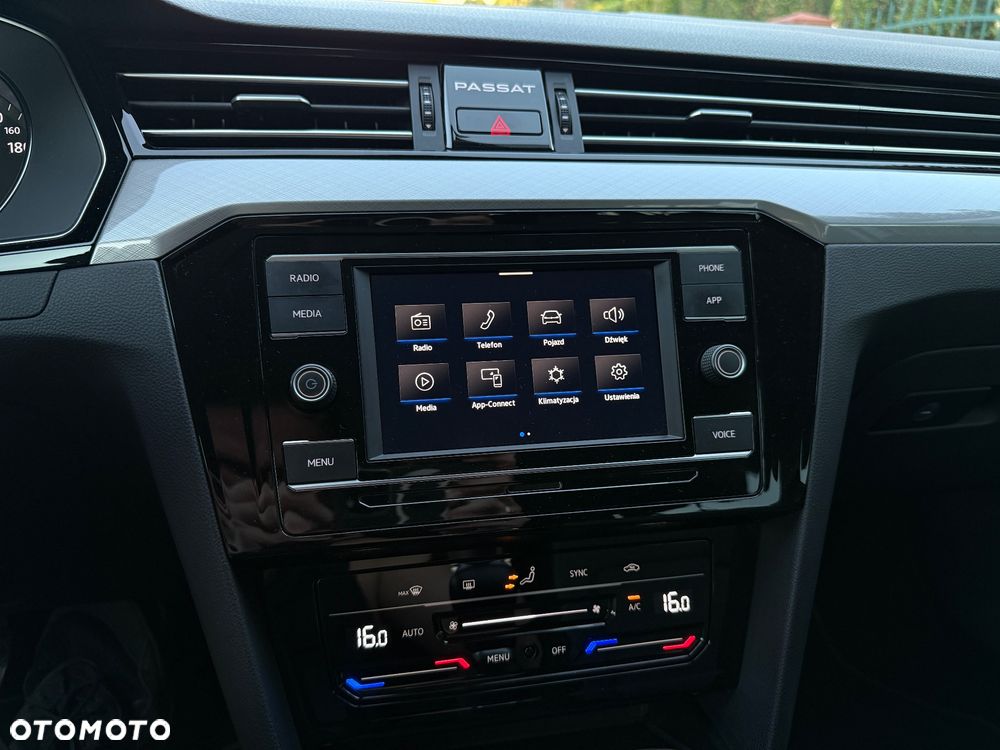 Volkswagen Passat 1.5 TSI EVO Business - 20