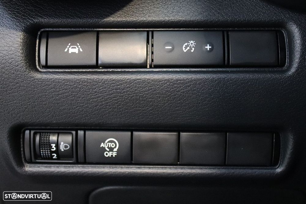 Nissan Juke 1.0 DIG-T N-Design Black - 18