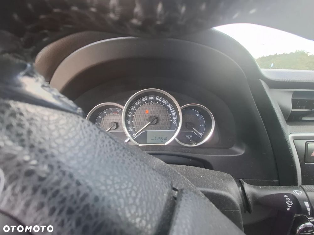 Toyota Auris - 18