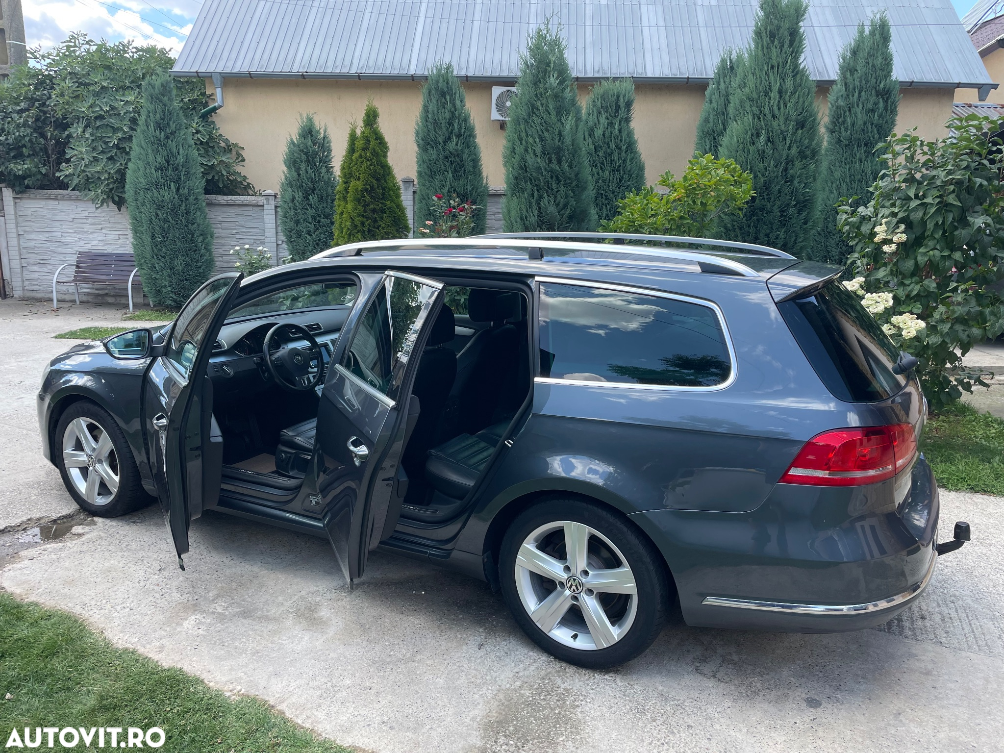 Volkswagen Passat - 12