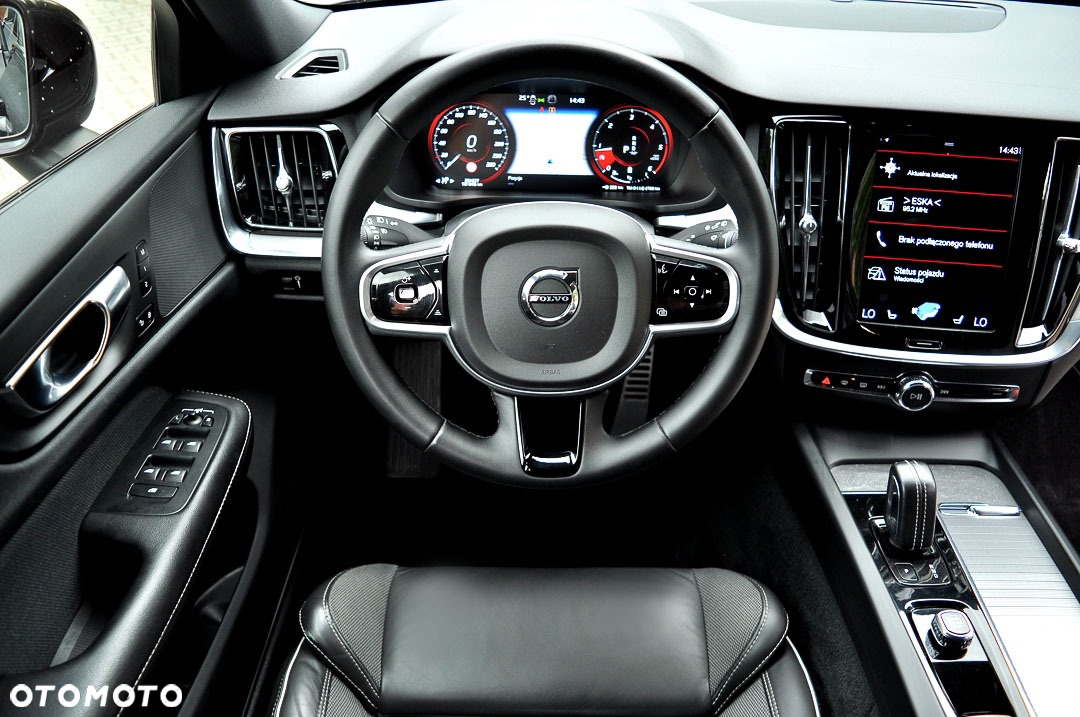 Volvo V60 B4 D Geartronic RDesign - 28