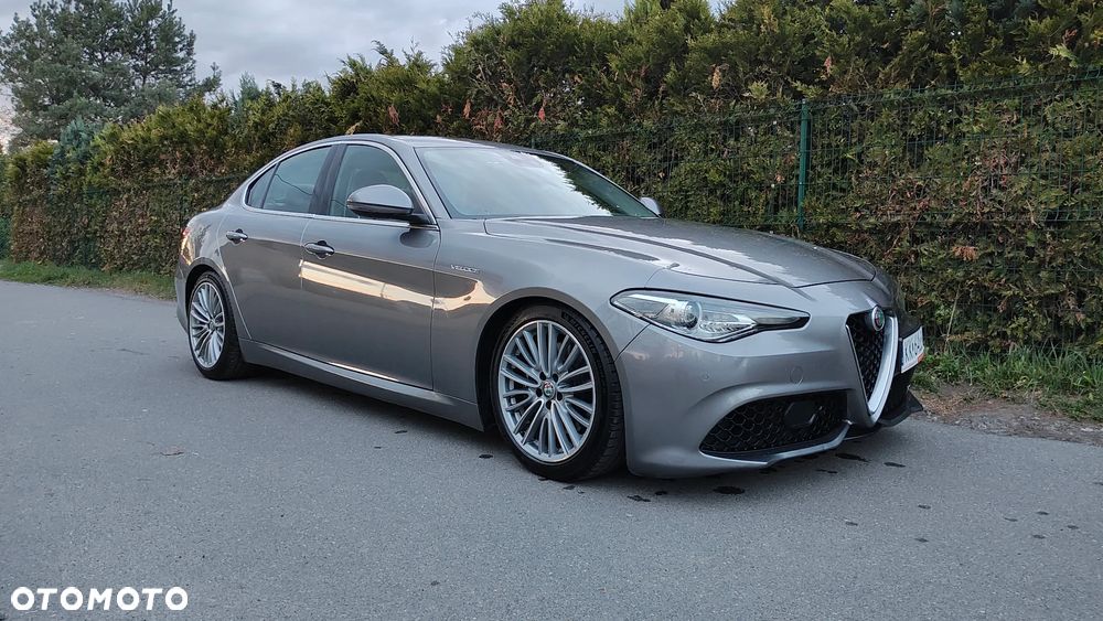 Alfa Romeo Giulia 2.2 Diesel AT8-Q4 Veloce - 1