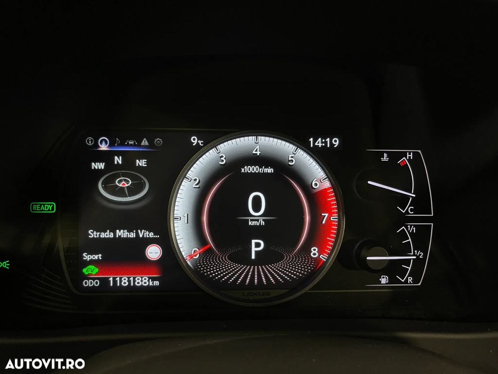 Lexus UX 250h Business Edition - 26