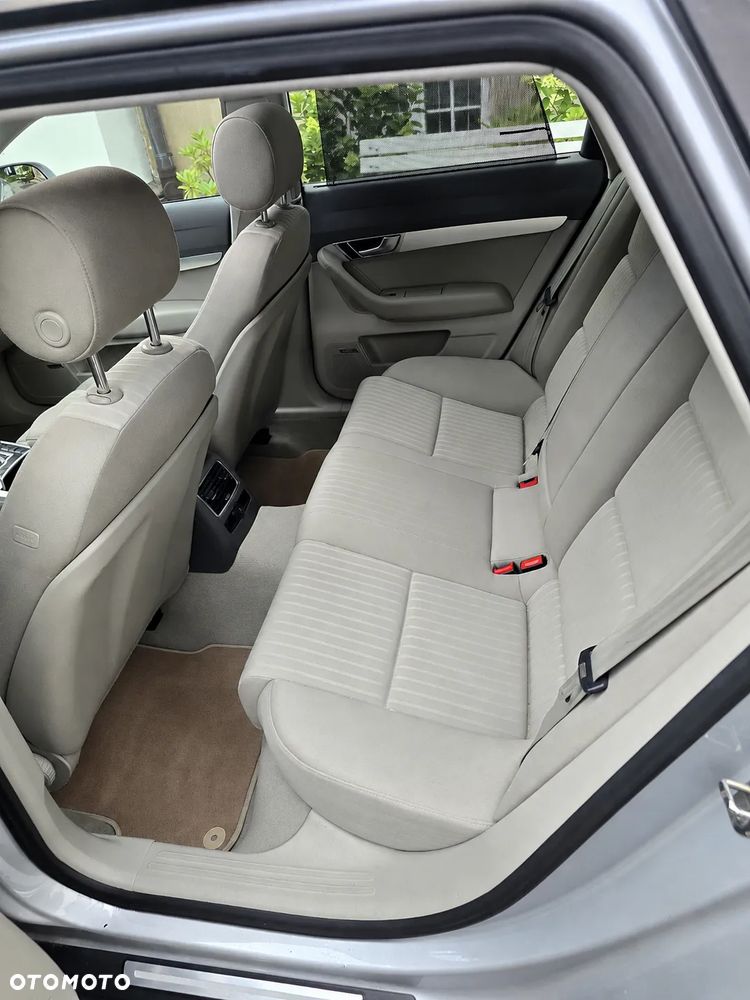 Audi A6 Avant 2.7 TDI - 17