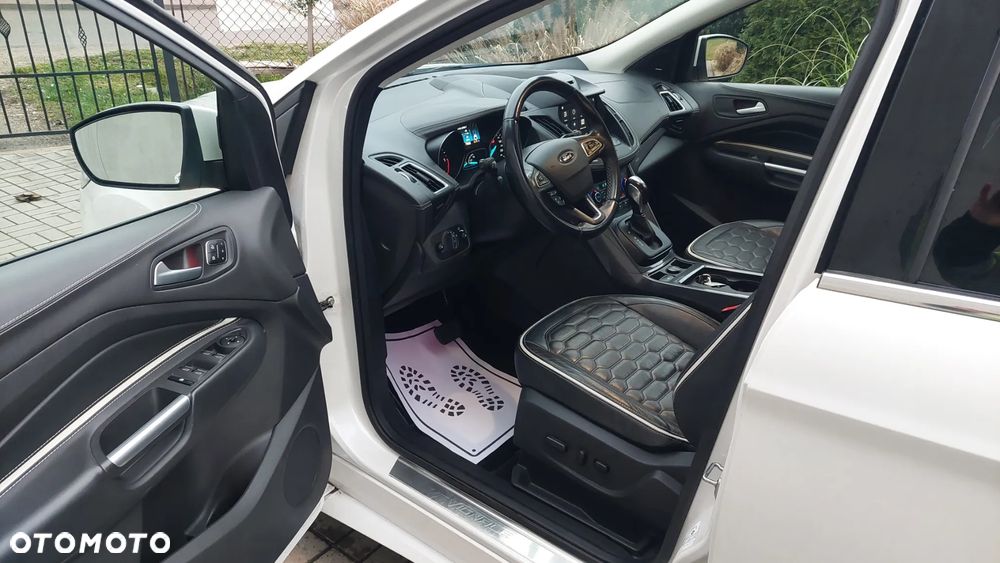 Ford Kuga 2.0 TDCi 4x4 Vignale - 13