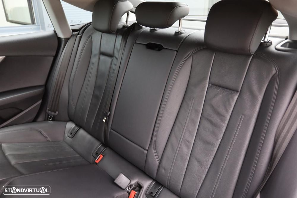 Audi A5 Sportback 40 TDI quattro Design S tronic - 17