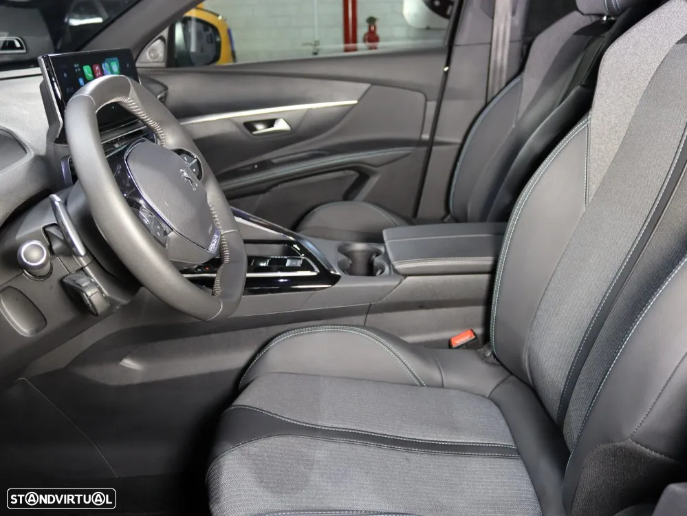 Peugeot 5008 1.5 BlueHDi Allure Pack EAT8 - 9