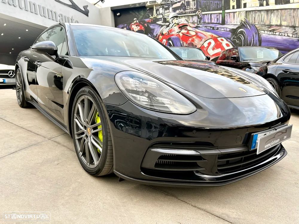 Porsche Panamera 4 E-Hybrid - 41
