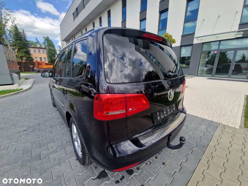 Volkswagen Touran - 3