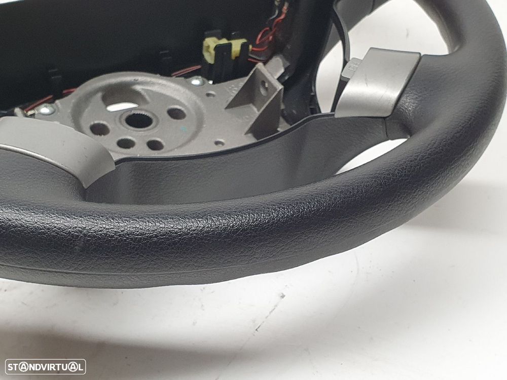 Volante Chevrolet Kalos - 3