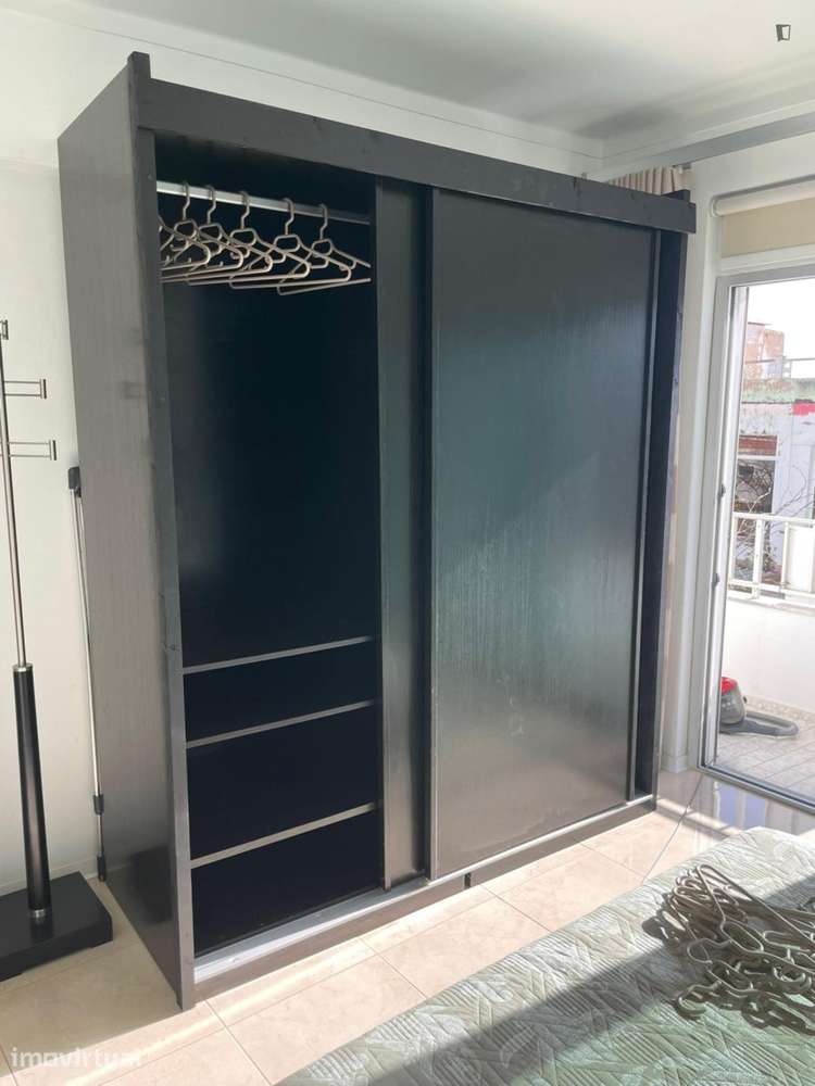 Apartamento com 1 quartos - localizado em Portimao - Grande imagem: 3/11