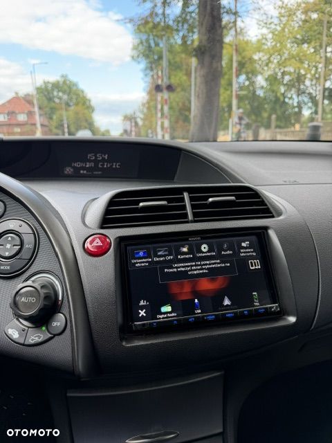 Honda Civic 1.8 Executive NAVI - 12
