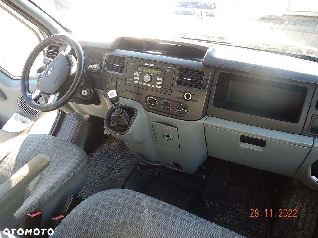 Ford Transit - 4
