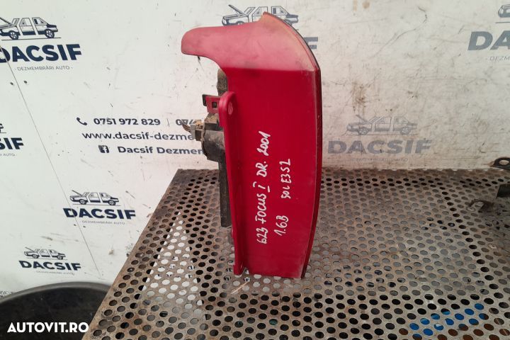 Lampa / Tripla stop dreapta pe aripa COMBI Ford Focus 1  [din 1998 pa - 1