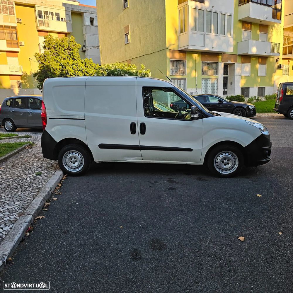 Opel Combo - 4