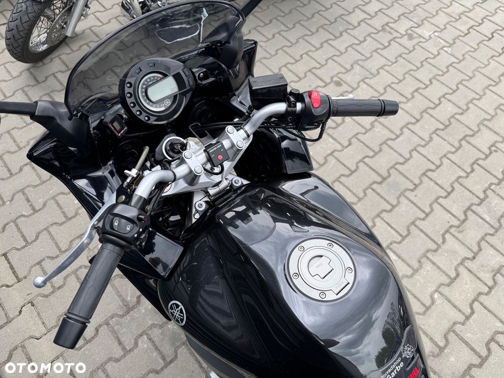 Yamaha FZ6 - 10